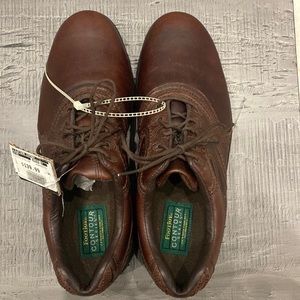 New FootJoy Golf Shoes- Contour series - Size 9M